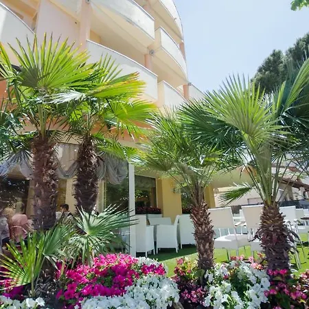 Hotel Cervia Szálloda 3*